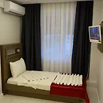 酒店 Konyaalti