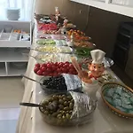 Konyaalti 酒店 *