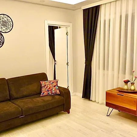 Konyaaltı Otel *