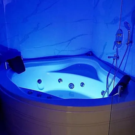 Konyaaltı Otel *